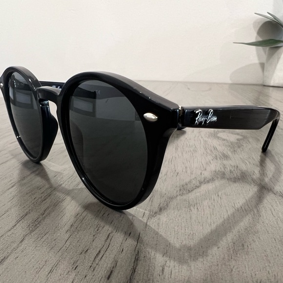 Ray-Ban Rb2180 - Picture 4 of 5